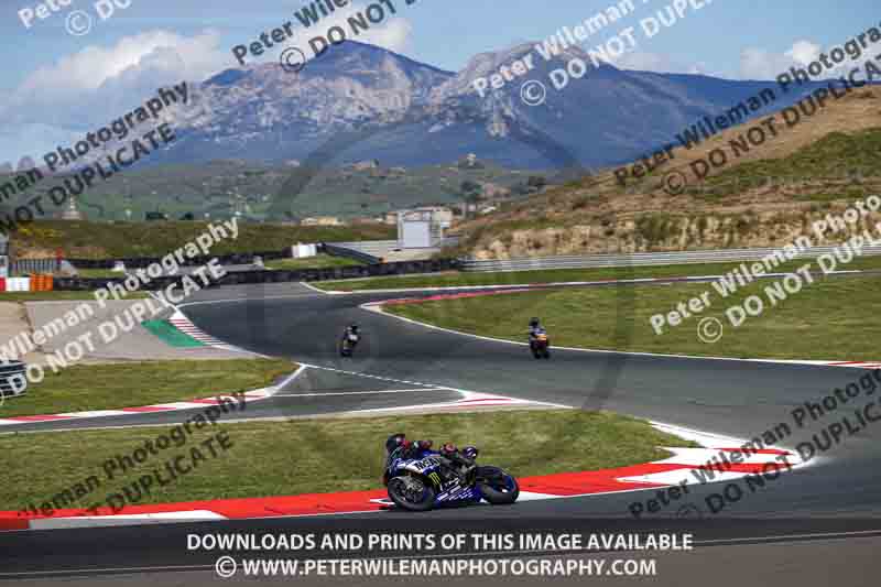 cadwell no limits trackday;cadwell park;cadwell park photographs;cadwell trackday photographs;enduro digital images;event digital images;eventdigitalimages;navarra;no limits trackdays;peter wileman photography;racing digital images;trackday digital images;trackday photos